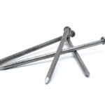 Clous pour fixation de gazon artificiel