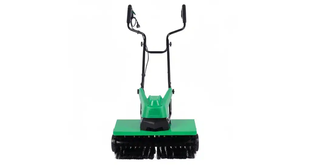 Brosse électrique de brins de gazon synthétique - entretien finition