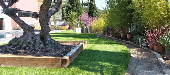 Jardin en gazon synthétique