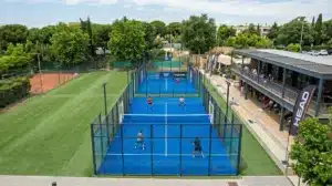 Achat kit complet gazon synthétique pour padel + accessoires de pose